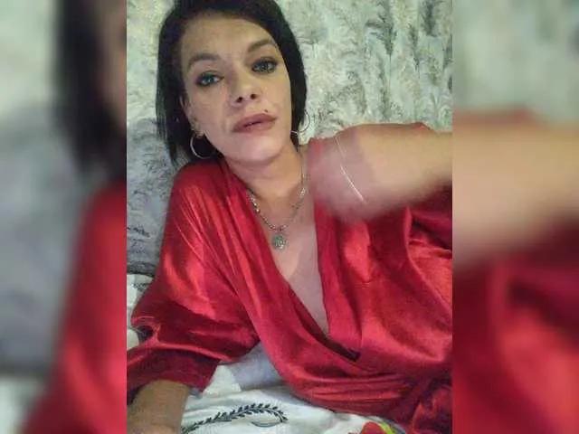 Lois-Lorrie on BongaCams