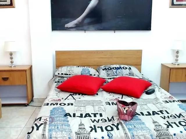 LunaAndMalory on BongaCams