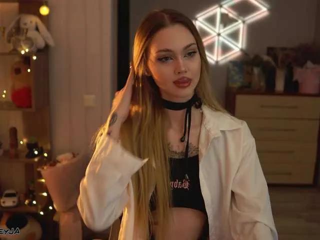 ManiFreyja on BongaCams