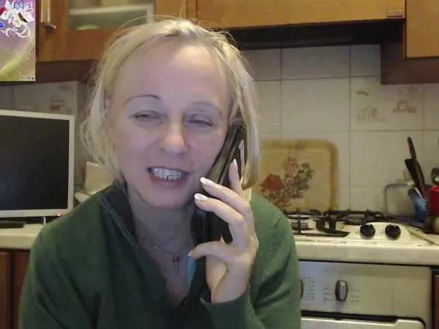 martachatte19 on BongaCams