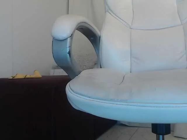 Mature2025 on BongaCams