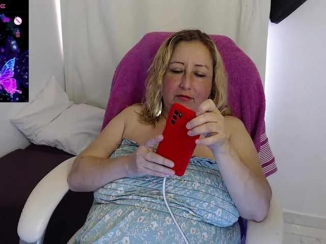 Mature2025 on BongaCams