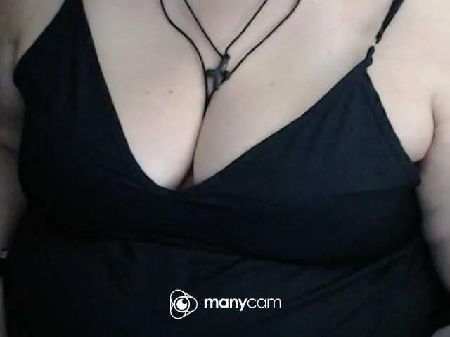 mayalove4u on BongaCams
