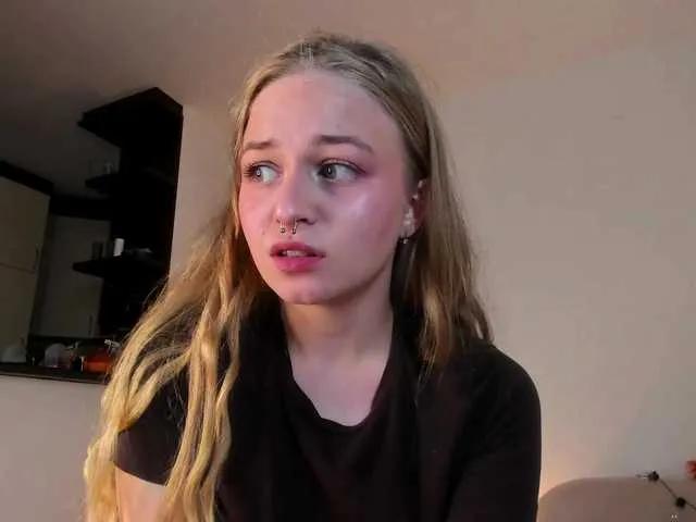 MiaMeowa on BongaCams