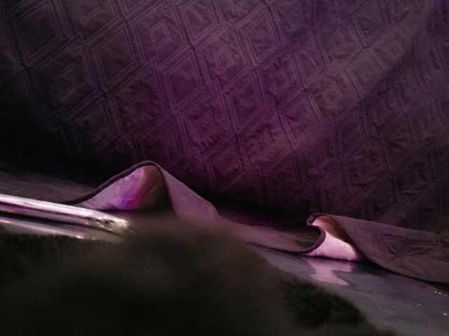 Midnightrose11 on BongaCams