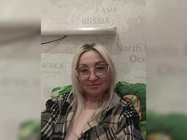 Milforja on BongaCams