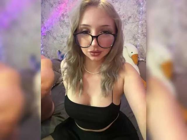 Nice-rats02 on BongaCams