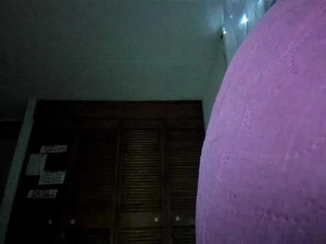 NinaBelluschi on BongaCams