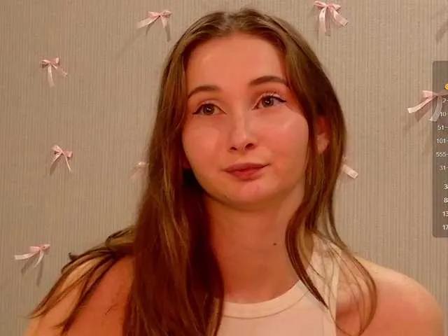 PeachGirl on BongaCams