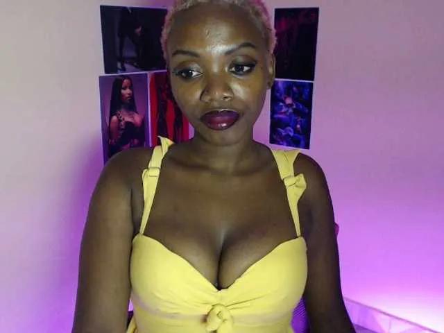 PinkDomina01 on BongaCams