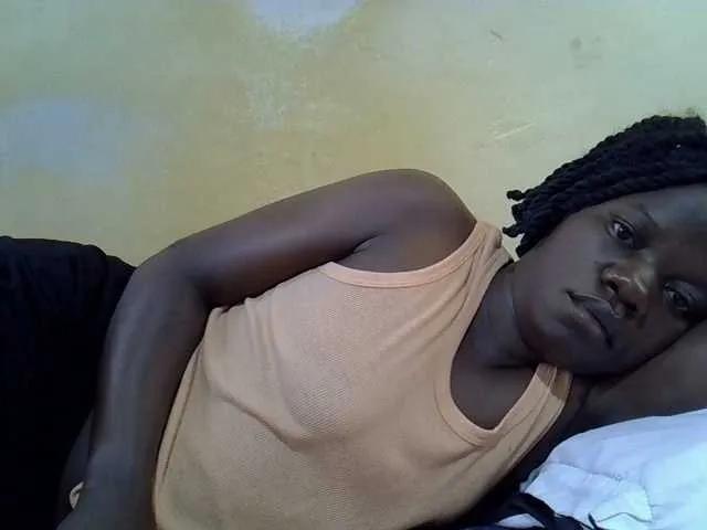 Pretty-doll on BongaCams