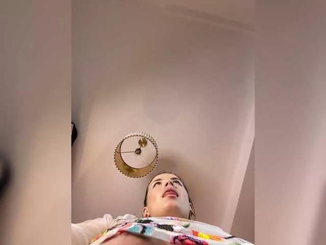 Raisa1gee on BongaCams