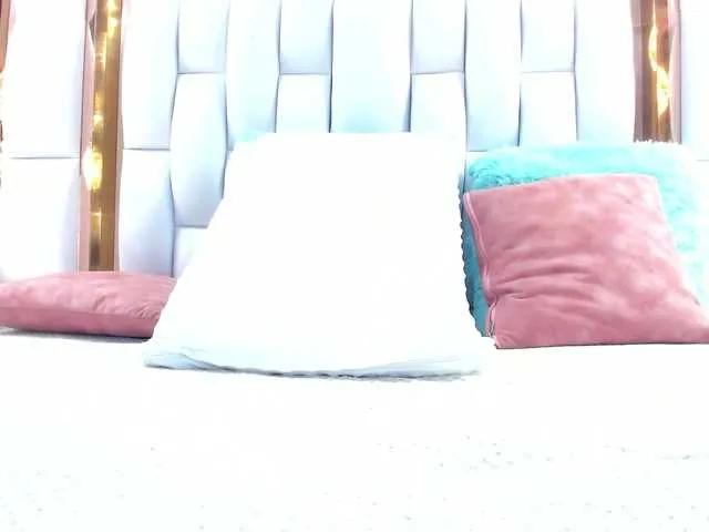 RileySweet on BongaCams