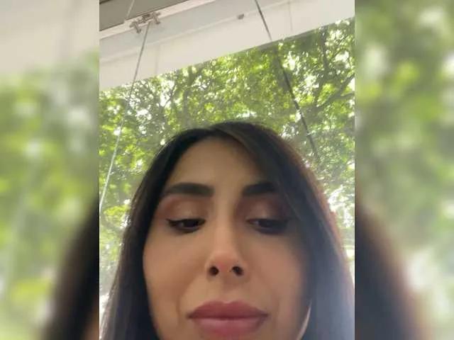 SallyeLeins on BongaCams