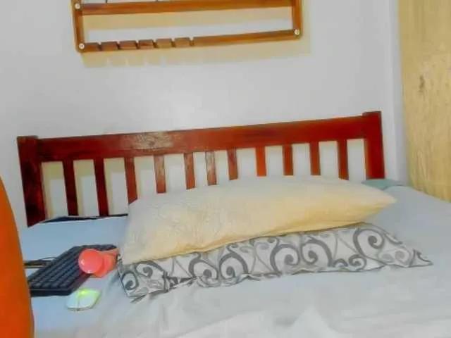 Sam9338 on BongaCams