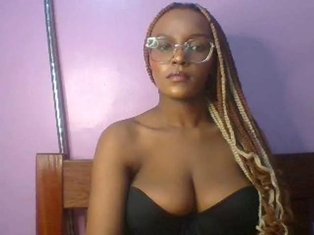 Sandra356 on BongaCams