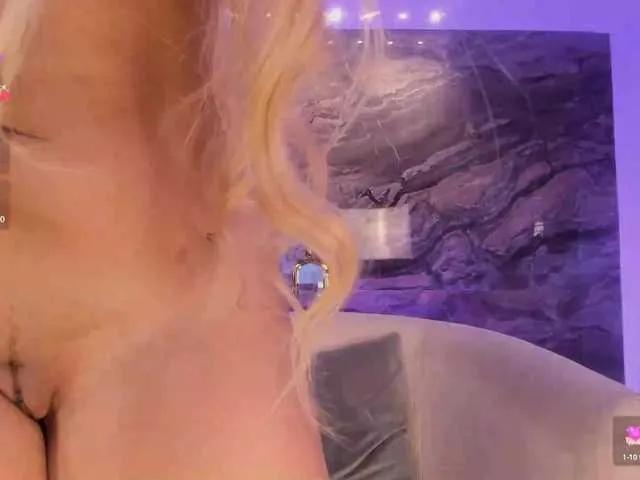 SophiePalmer on BongaCams