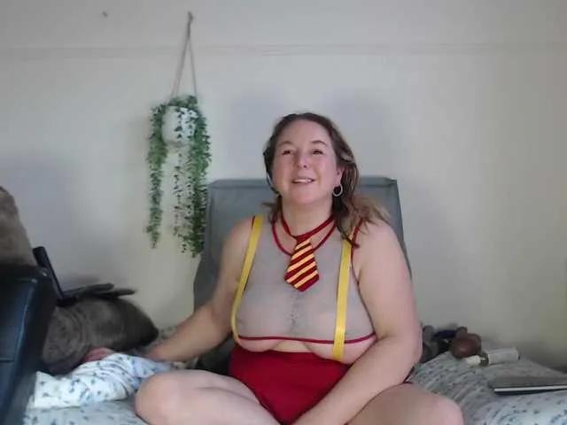 titanic-tits on BongaCams