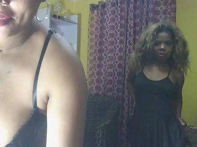 Twinsexgirl on BongaCams