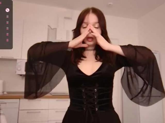 tyan-babe on BongaCams