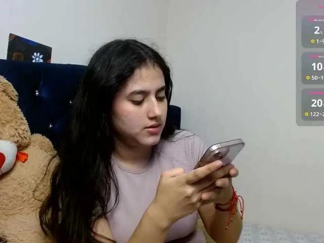 vikysexy28a on BongaCams