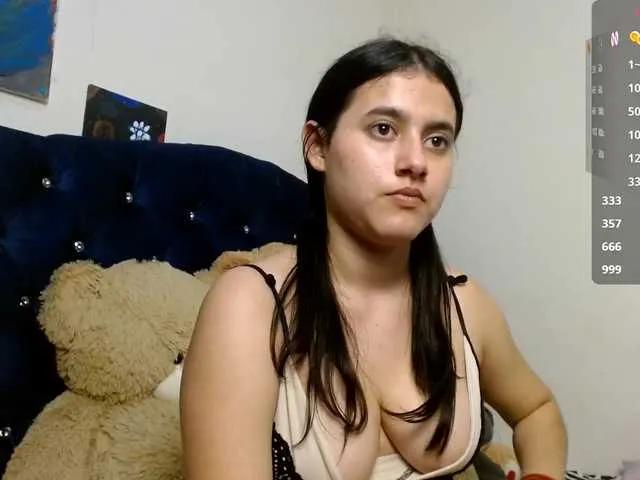 vikysexy28a on BongaCams