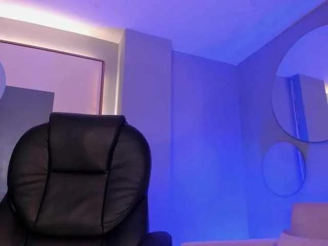 ViolettCastel on BongaCams