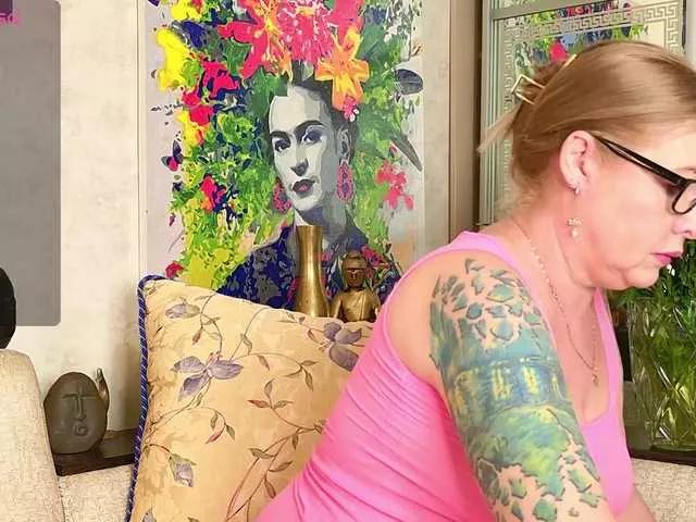 Walkris on BongaCams