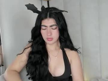 1m_emily on Chaturbate