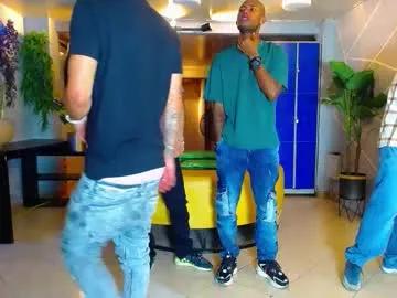 1pushman on Chaturbate