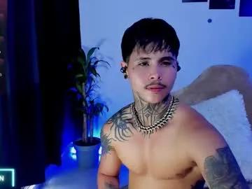 777_stefantransmen on Chaturbate