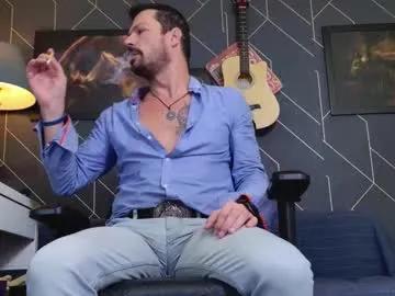 aaronbomer on Chaturbate