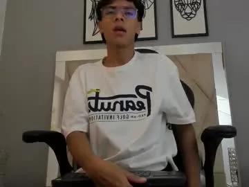 adams_bobby on Chaturbate