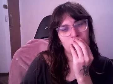 akamedolle on Chaturbate