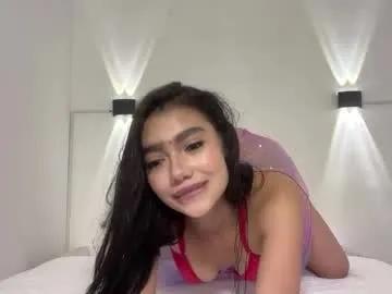 alejandraalvarezxo on Chaturbate