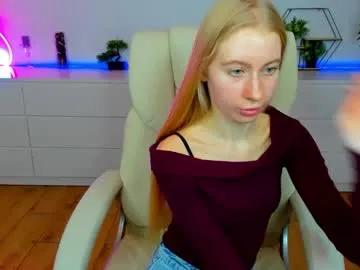 alina__blonde on Chaturbate