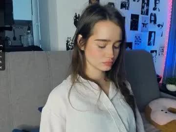 alivialovely on Chaturbate