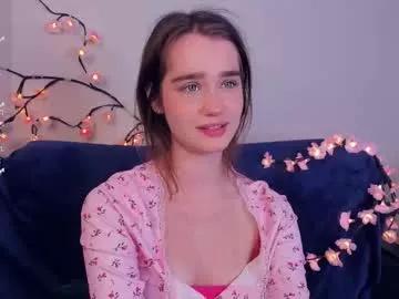 alivialovely on Chaturbate