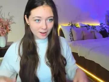 alluringeyess on Chaturbate