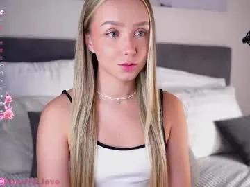 alodiaacomb on Chaturbate