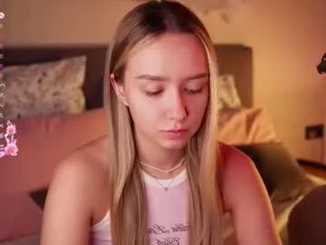 alodiaacomb on Chaturbate