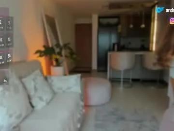 andreathomson on Chaturbate