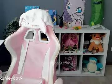 ashleycat9 on Chaturbate