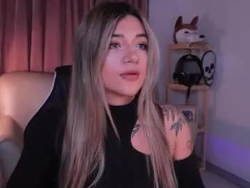 ashleyvalirya on Chaturbate