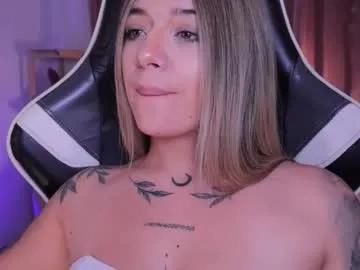 ashleyvalirya on Chaturbate