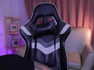 ashleyvalirya on Chaturbate