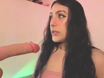 ashlynnlowe_ on Chaturbate