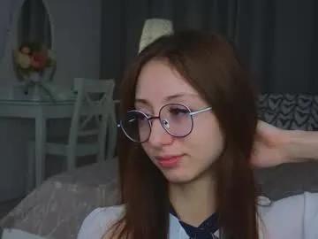 avrillemell on Chaturbate