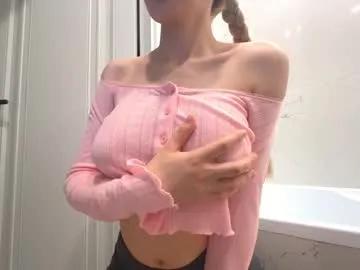 avroramy on Chaturbate