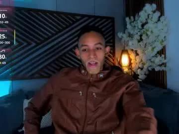 bento_fox on Chaturbate